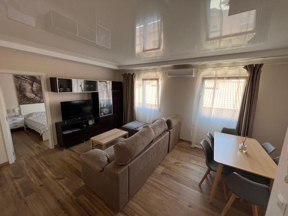 Genuar Apartments Malaga Center. Free Parking Екстер'єр фото