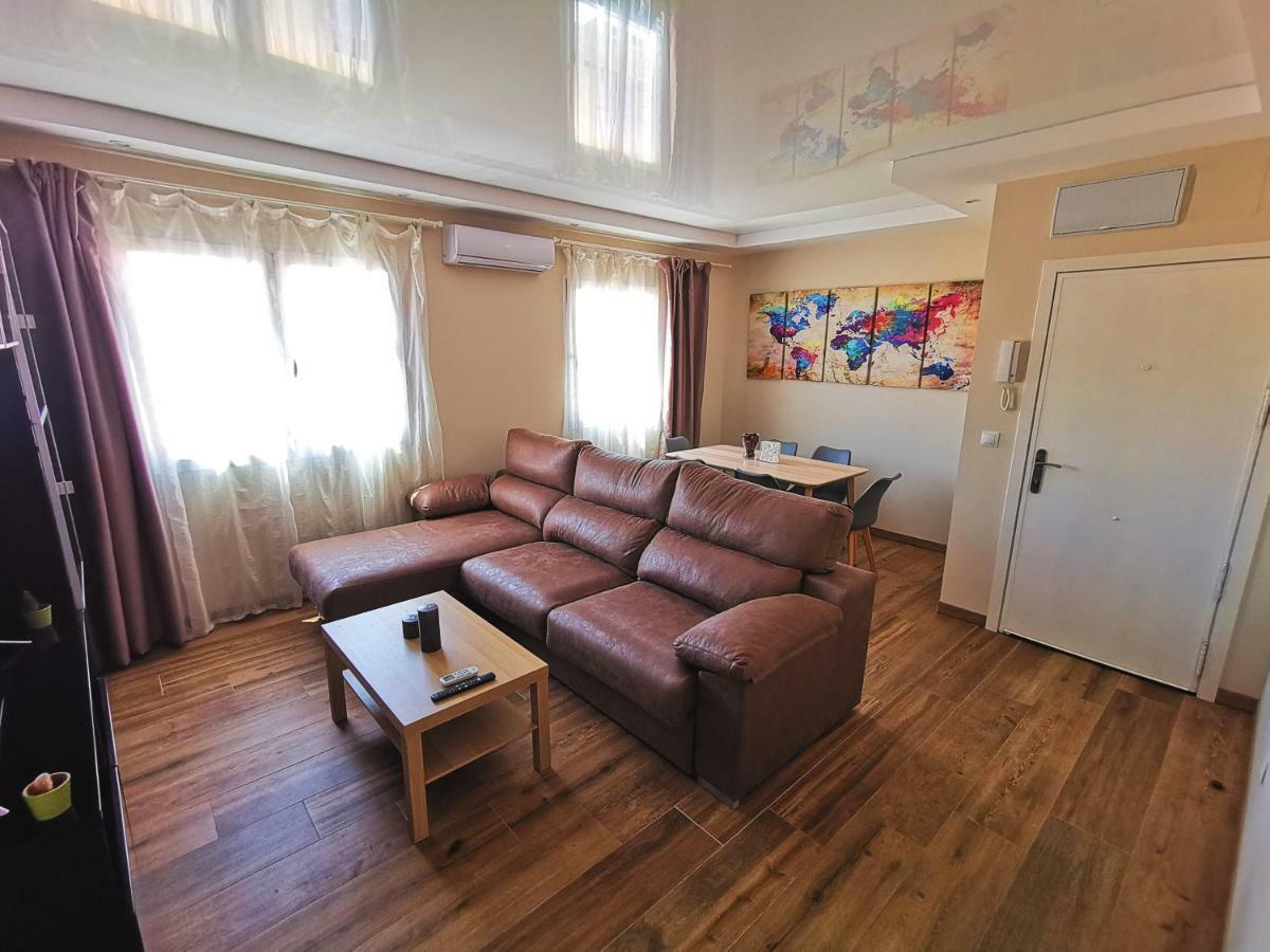 Genuar Apartments Malaga Center. Free Parking Екстер'єр фото