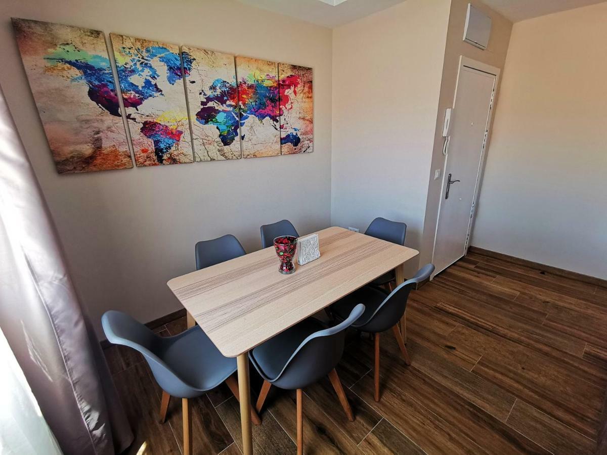 Genuar Apartments Malaga Center. Free Parking Екстер'єр фото